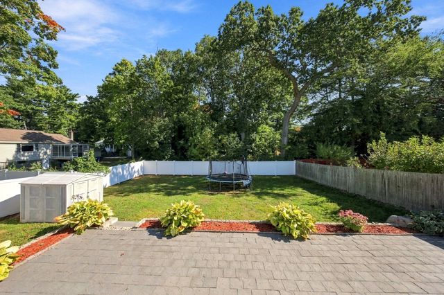 147 Elmlawn Rd, Braintree, MA 02184