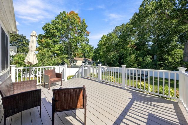 147 Elmlawn Rd, Braintree, MA 02184
