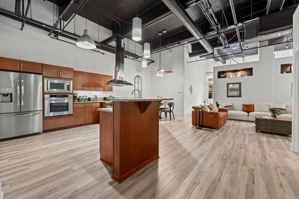 Image 3 of property listing at 950 6Th Avenue 545, San Diego, CA 92101
