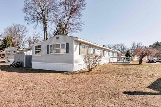 47 Scott Avenue, Seabrook, NH 03874