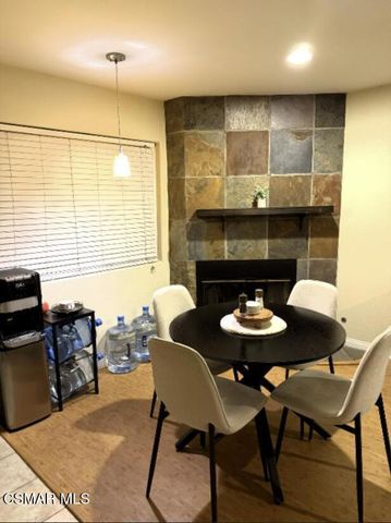117 Sunset Drive, Thousand Oaks, CA 91362