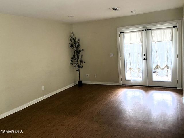 117 Sunset Drive, Thousand Oaks, CA 91362