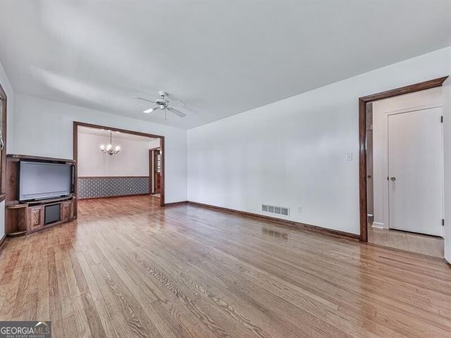 291 Sourwood Drive, Marietta, GA 30062
