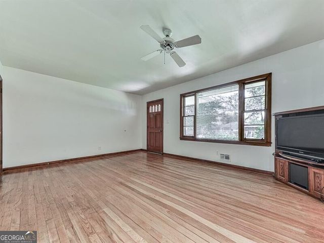 291 Sourwood Drive, Marietta, GA 30062
