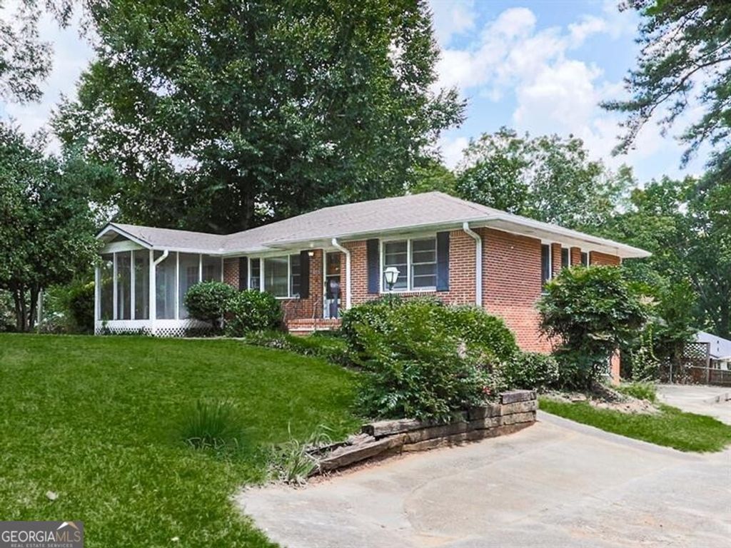 291 Sourwood Drive, Marietta, GA 30062