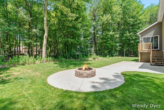 6681 Wood Hollow Court, Allendale, MI 49401