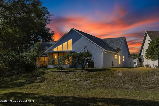 2329 Skywind Circle, Melbourne, FL 32935