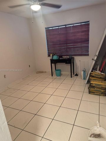 8748 NW 143rd Ter, Miami Lakes, FL 33018