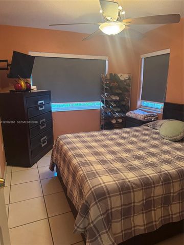 8748 NW 143rd Ter, Miami Lakes, FL 33018