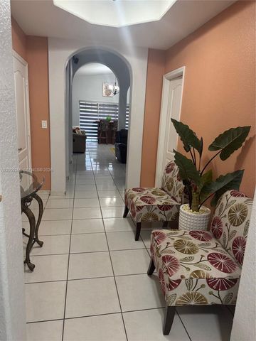 8748 NW 143rd Ter, Miami Lakes, FL 33018
