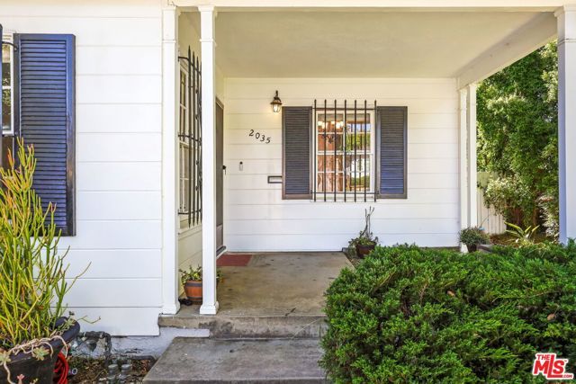 2035 Castle Heights Avenue, Los Angeles, CA 90034