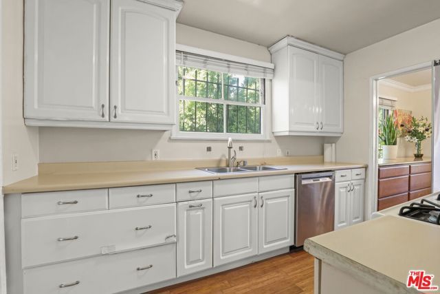 2035 Castle Heights Avenue, Los Angeles, CA 90034