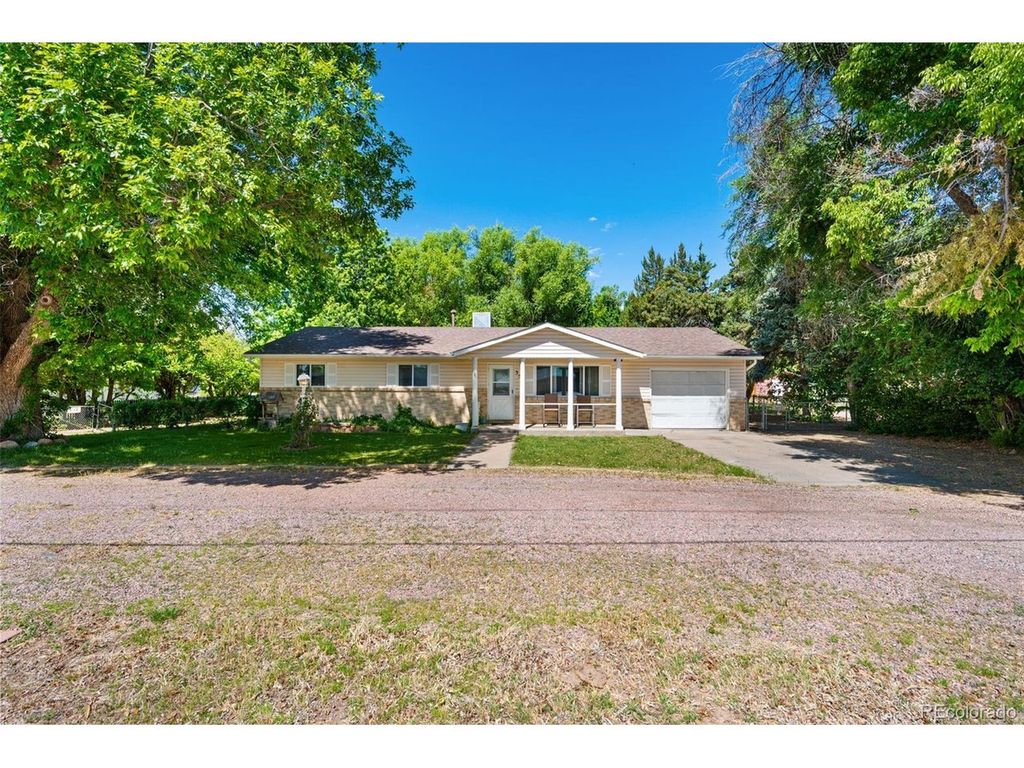 353 Dozier Ave, Canon City, CO 81212