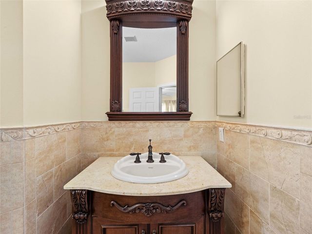 319 GARDENDALE CIRCLE SE, Palm Bay, FL 32909