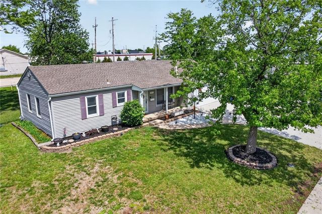 1417 E Loula Street, Olathe, KS 66061