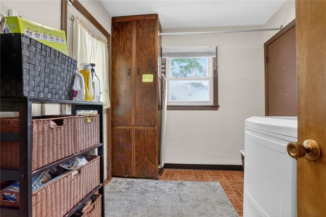 1417 E Loula Street, Olathe, KS 66061