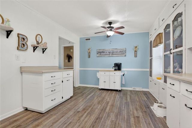 1417 E Loula Street, Olathe, KS 66061