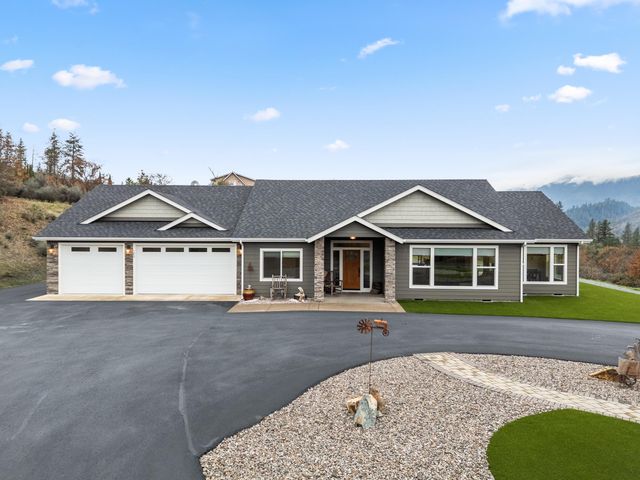 182 Blue Chip Lane, Grants Pass, OR 97527