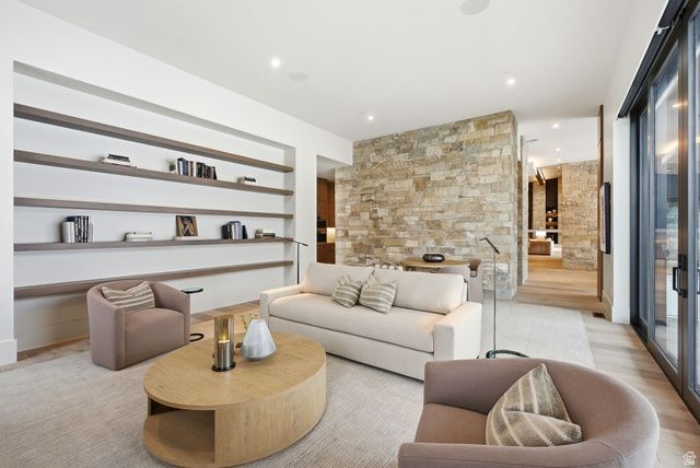 258 WHITE PINE CANYON RD, Park City, UT 84060