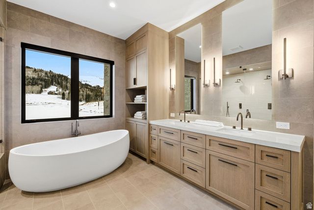 258 WHITE PINE CANYON RD, Park City, UT 84060