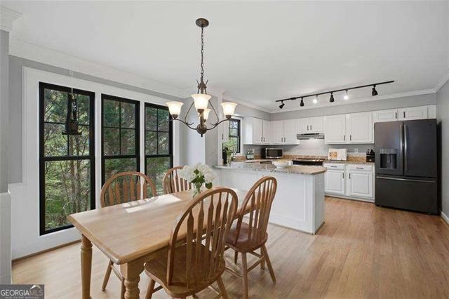 4186 Riverhill Court NE, Roswell, GA 30075