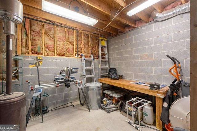 4186 Riverhill Court NE, Roswell, GA 30075