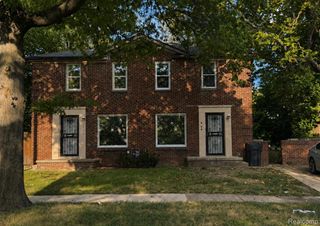 15748 Meyers Road, Detroit, MI 48227