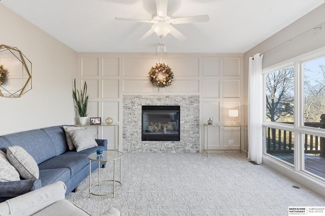 18320 Ontario Street, Omaha, NE 68130