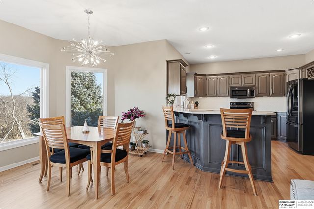 18320 Ontario Street, Omaha, NE 68130