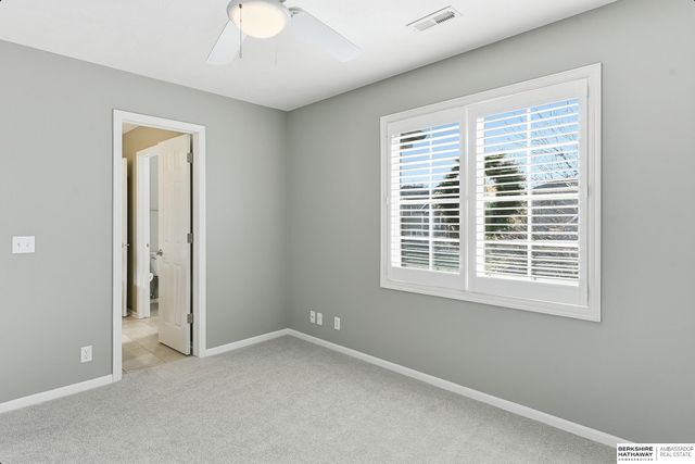 18320 Ontario Street, Omaha, NE 68130