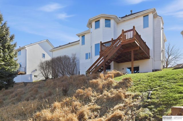 18320 Ontario Street, Omaha, NE 68130