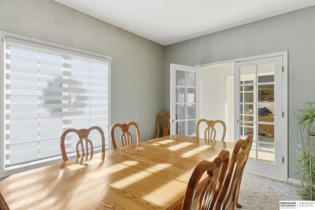 18320 Ontario Street, Omaha, NE 68130