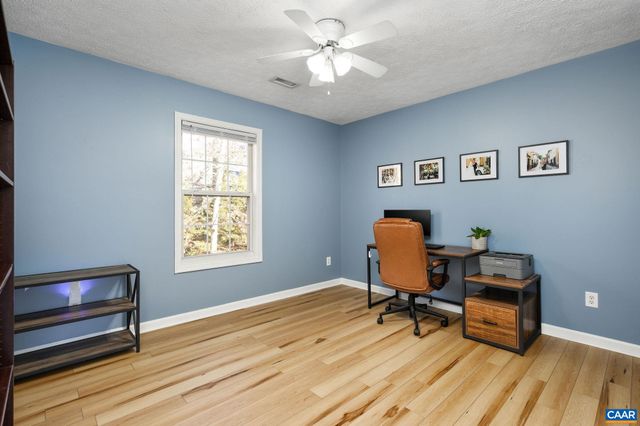 14 WOODLAWN DR, Palmyra, VA 22963