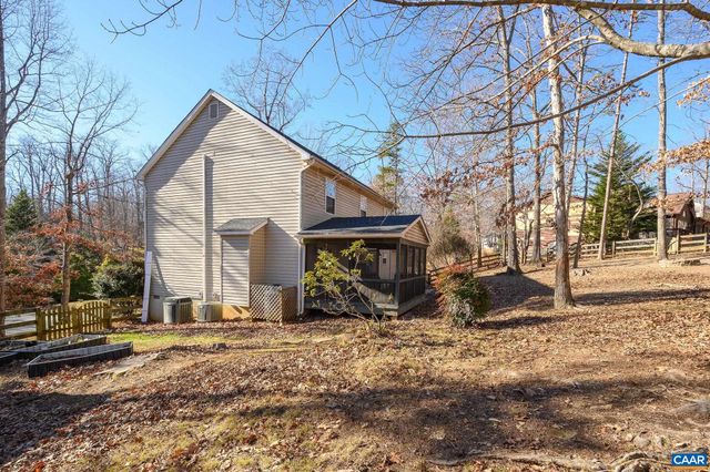 14 WOODLAWN DR, Palmyra, VA 22963