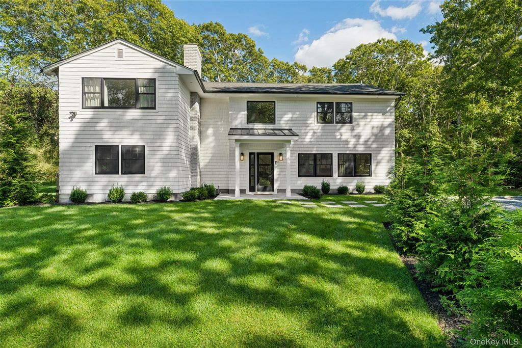 6 Atterbury Road, Southampton, NY 11968