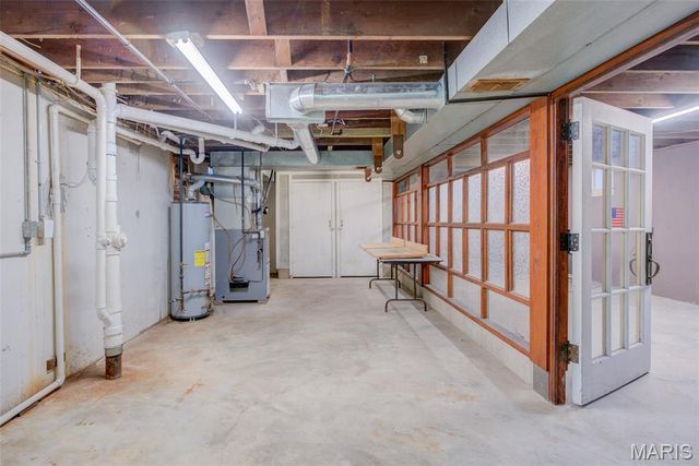 7647 Genesta Street, St Louis, MO 63123