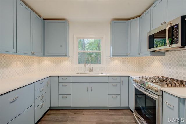 7647 Genesta Street, St Louis, MO 63123