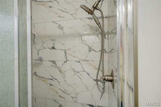 7647 Genesta Street, St Louis, MO 63123