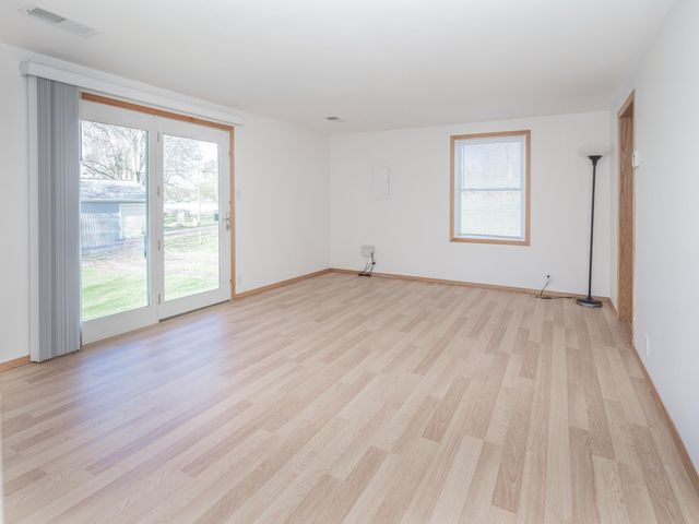 157 Peterson Drive, Cheshire Twp, MI 49055