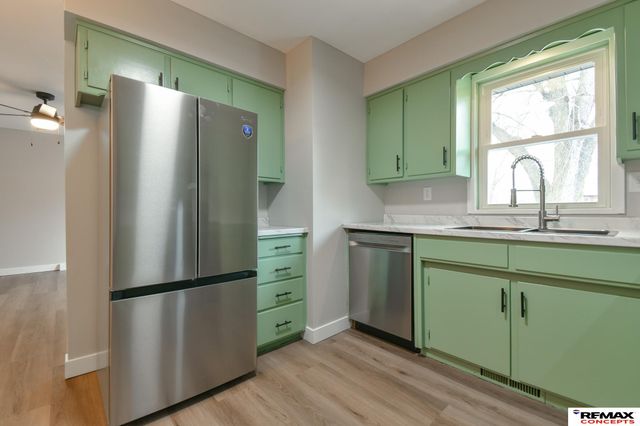 240 E 22nd Street, Crete, NE 68333