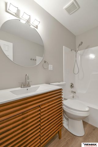 240 E 22nd Street, Crete, NE 68333