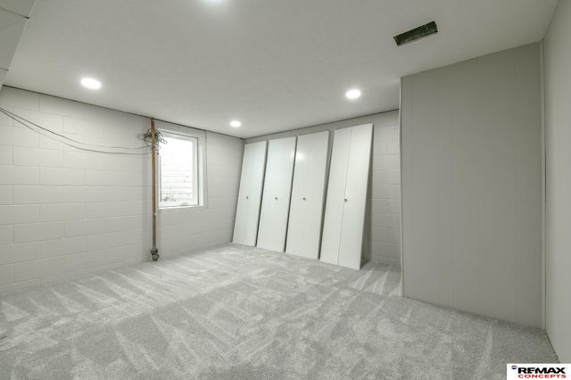 240 E 22nd Street, Crete, NE 68333