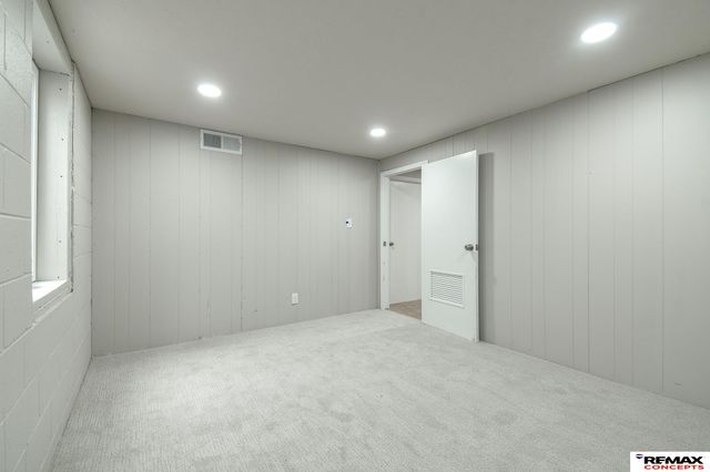 240 E 22nd Street, Crete, NE 68333