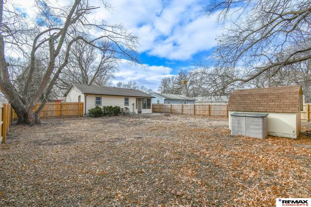 240 E 22nd Street, Crete, NE 68333