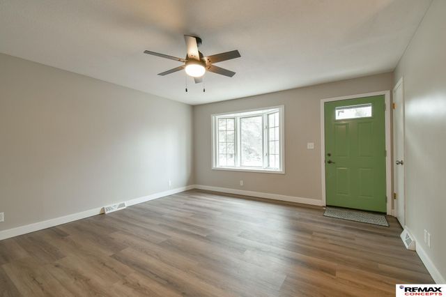 240 E 22nd Street, Crete, NE 68333