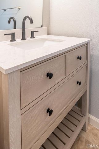 5786 W Tensleep Road, Bloomington, IN 47403