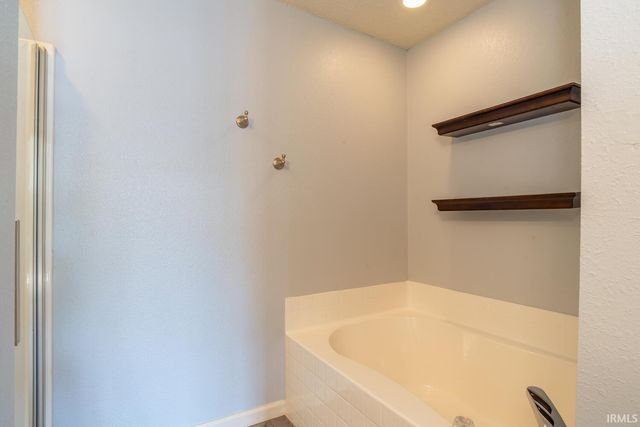 5786 W Tensleep Road, Bloomington, IN 47403