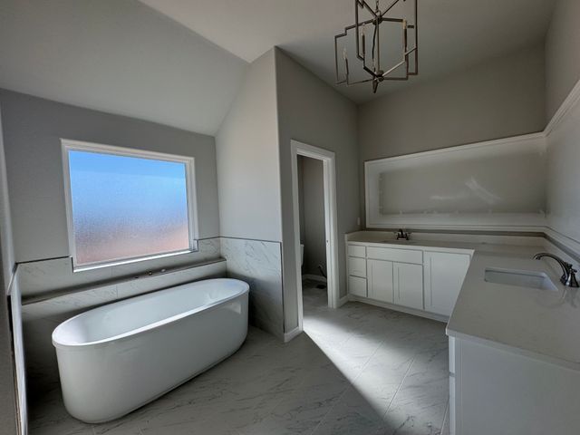 520 Calla Lily Way, Tolar, TX 76476