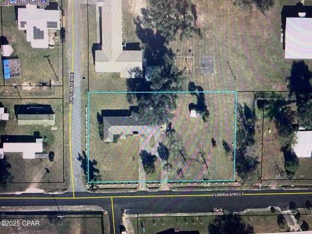6920 Florida Street, Grand Ridge, FL 32442