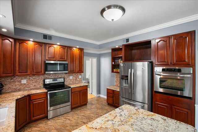4724 POLE RD, Alexandria, VA 22309